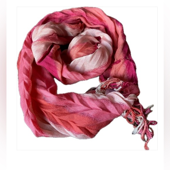 New York & company scarf. - Picture 1 of 9